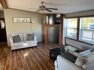 3650 Fog Rd, Cresco, IA 52136