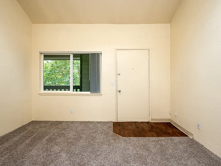 Broadway Center | Living Area