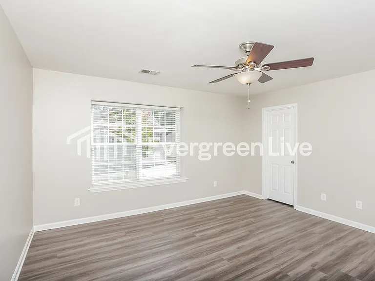140 Pacific Ave — Photo 10