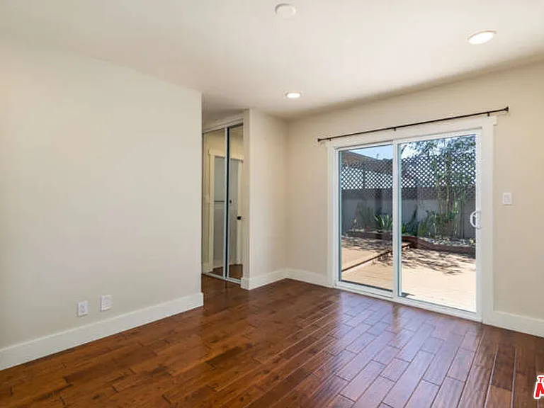 1604 Oak Ave — Photo 22