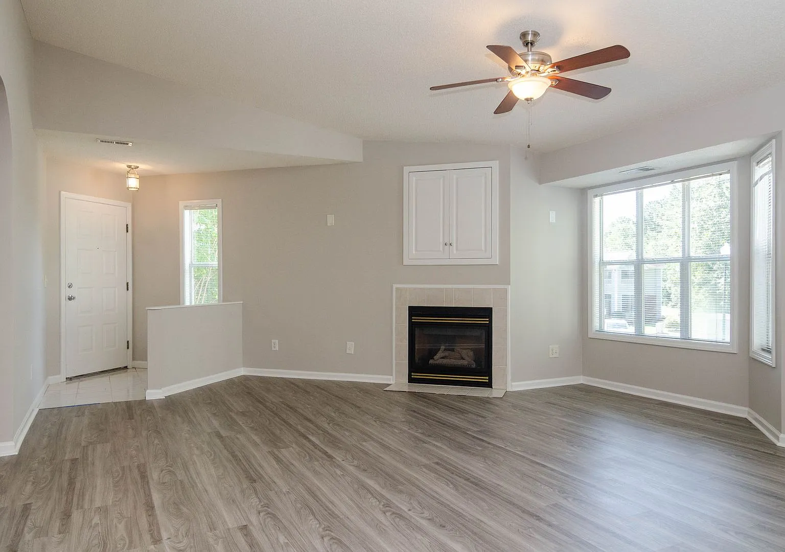 4140 Breezewood Drive Apartment 201 — Photo 3