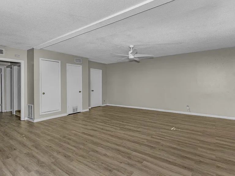 4317 Packingham Dr — Photo 15