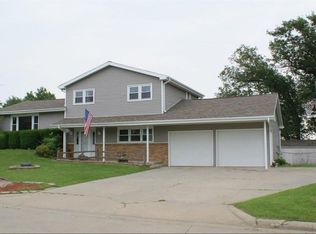 1501 3rd St, Eldora, IA 50627