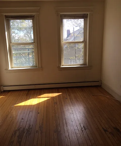 171-173 Van Buren St #10 — Photo 5