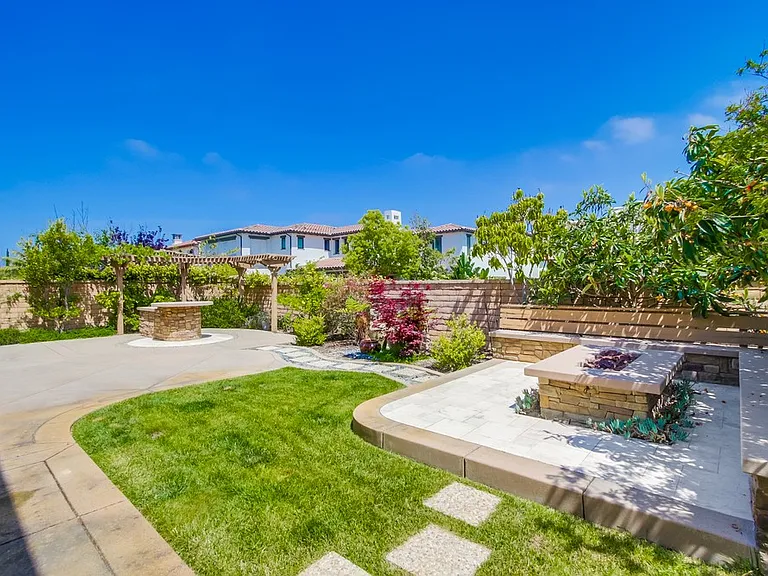 6322 Sagebrush Bend Way — Photo 45