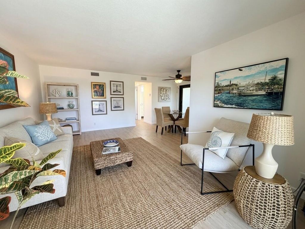 2601 NE 14th Street #340, photo 2