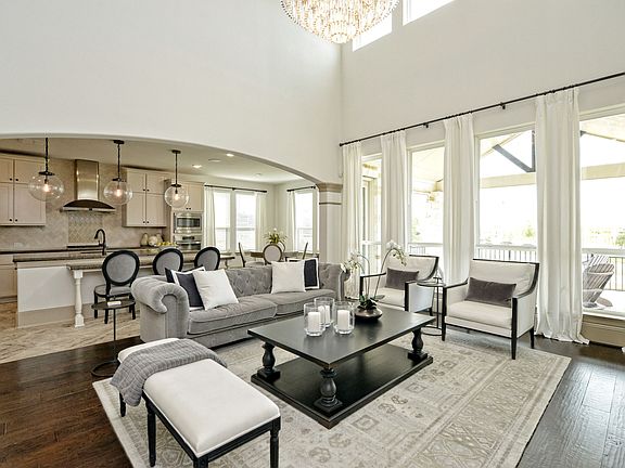 5th image of 400 San Donato Dr