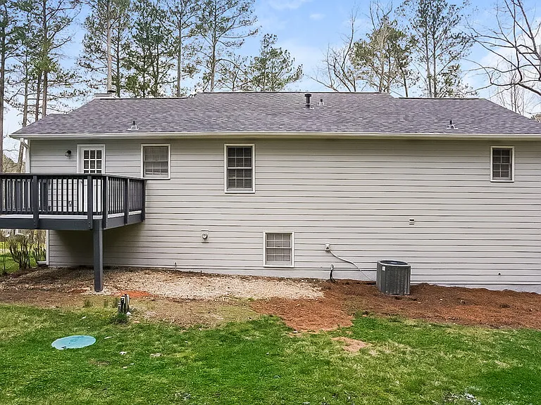 107 Cedar Creek Ct — Photo 17