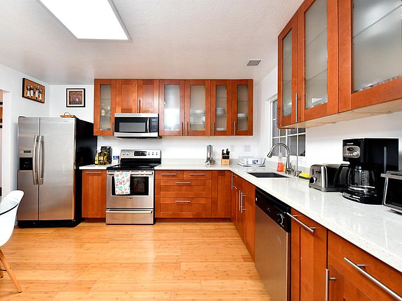 5th image of 1337 48th Ave #1337