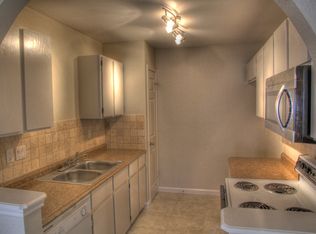 1001 Greenbriar Loop, Round Rock, TX 78664