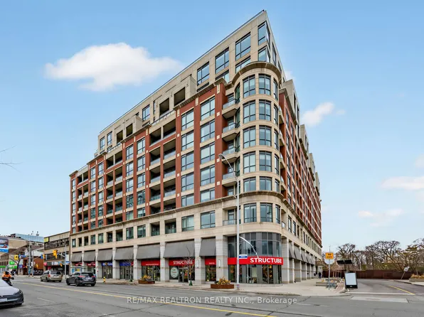 23 Glebe Rd W #914, Toronto, ON M5P 0A1