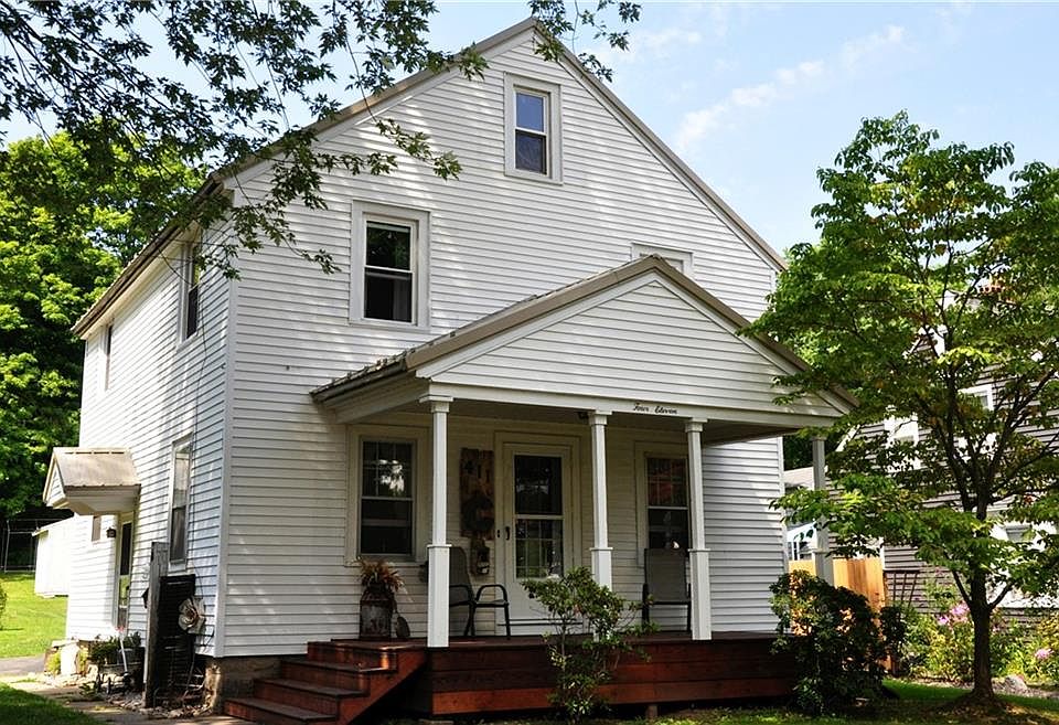 1st image of 411 Peirson Ave