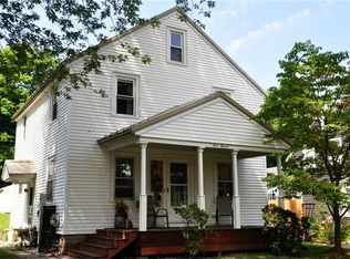 411 Peirson Ave, Newark, NY 14513