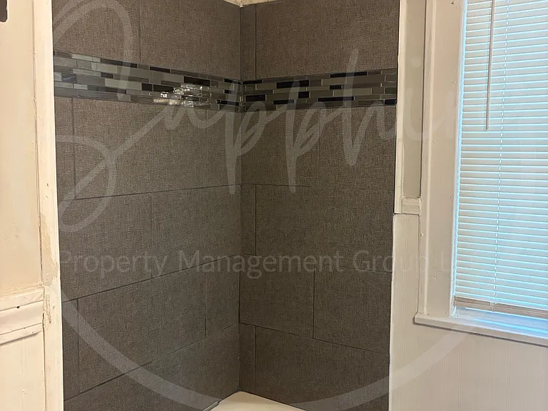 5430 Michigan Ave — Photo 12