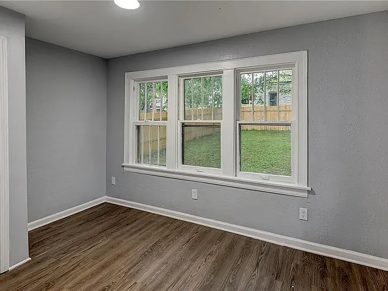 3701 S Benton Ave — Photo 40