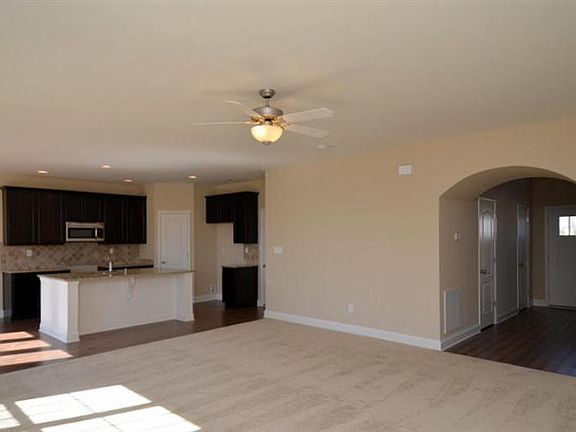 4th image of 4532 Larkhill Ln