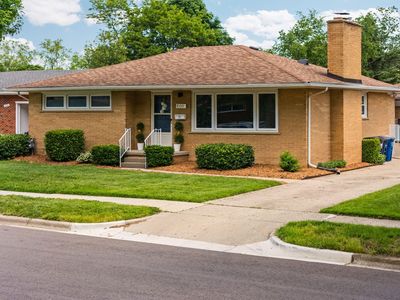 1559 Glastonbury Rd, Ann Arbor, MI, 48103