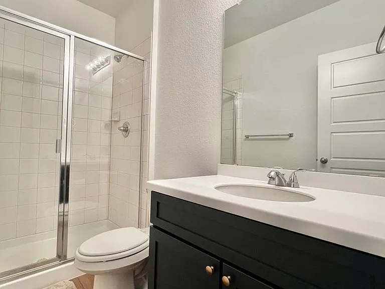 5636 Bay Hill Dr — Photo 8