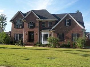 6766 Surrey Rd, Fayetteville, NC 28306