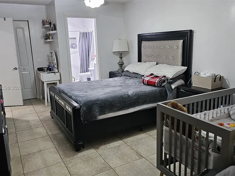 11878 SW 208th Ter — Photo 16