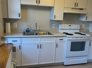 46 Garden St APT B, Pawcatuck, CT 06379