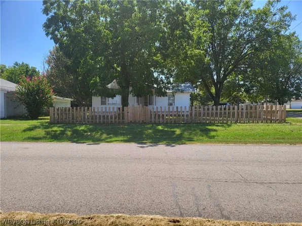 200 S Seba Scott Ave, Mansfield, AR 72944