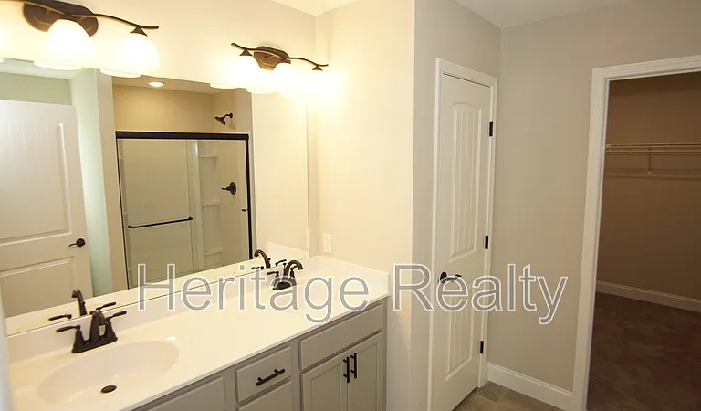 11515 Barkley Knoll Ln — Photo 13