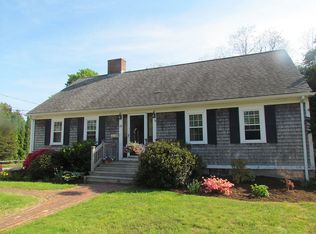 139 Comanche Dr, Falmouth, MA 02540