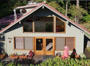 362 Snohomish Dr, La Conner, WA 98257