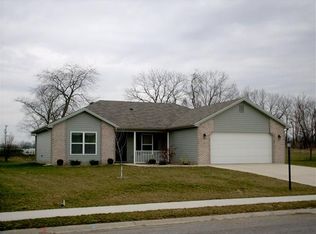 136 Chapel Chase Dr, Decatur, IN 46733