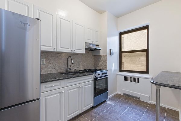 130 Bayridge Parkway #4H in Bay Ridge, Brooklyn | StreetEasy