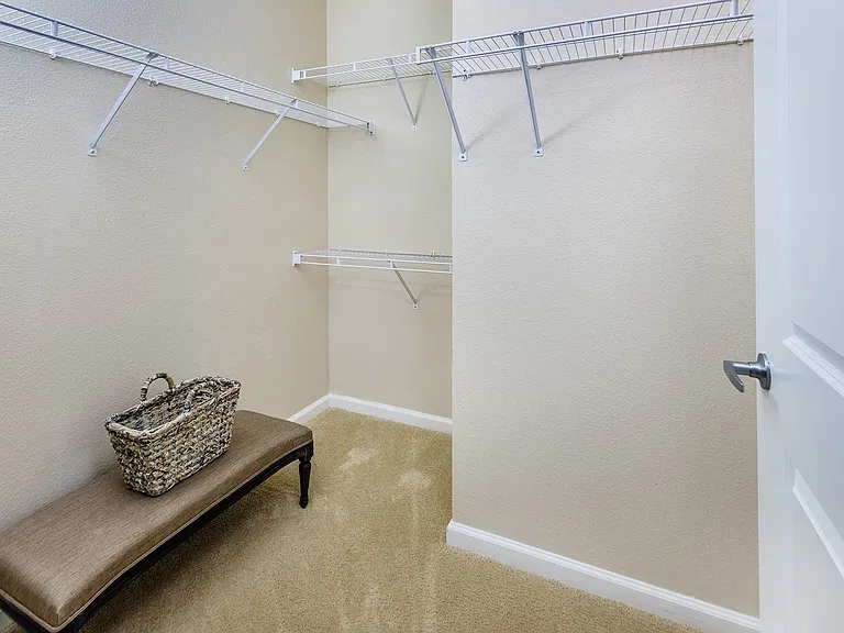Windward Long Point Apartments — Photo 21