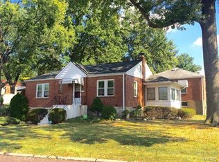 668 Ellwine Dr, Saint Louis, MO 63125