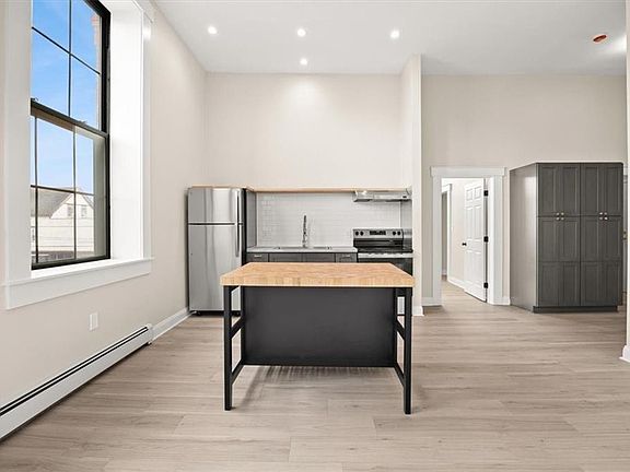 4th image of 1044 Social St Unit F
