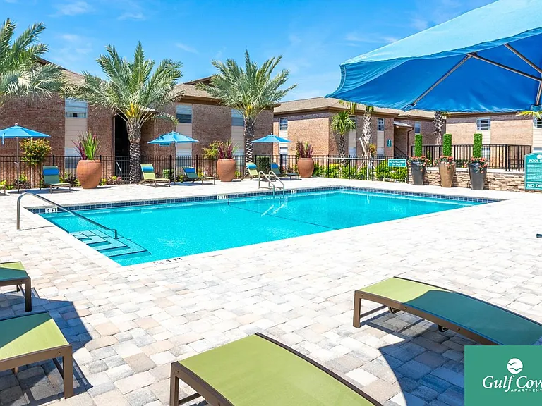 Gulf Cove Apartments — Photo 23