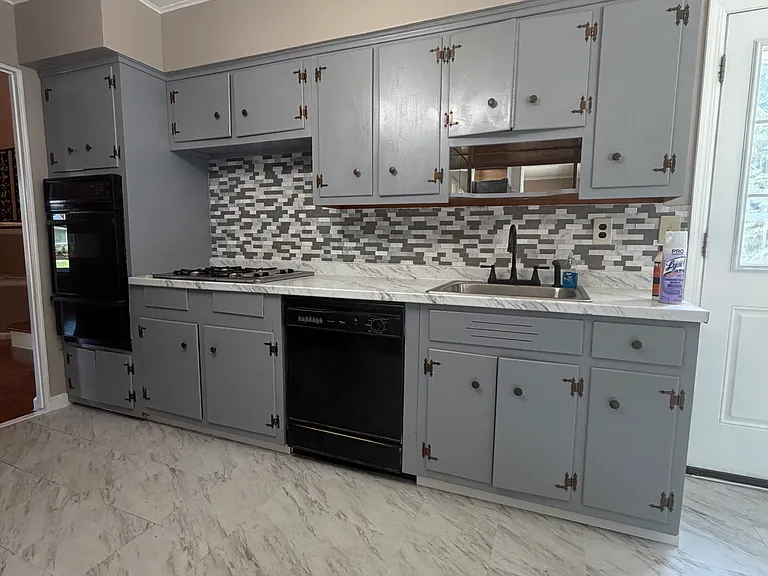 Wedgewood Dr — Photo 37