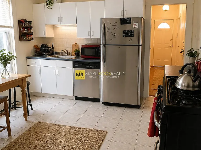 19 Cypress St #21 — Photo 2
