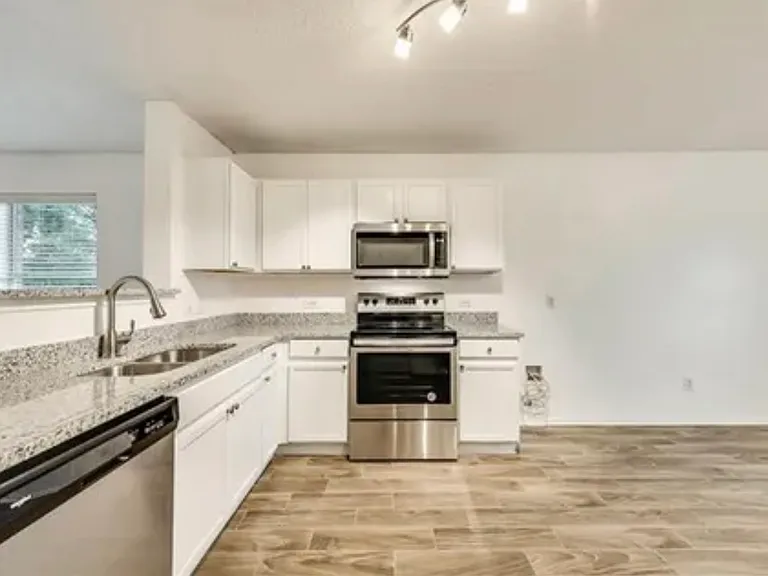 7782 Concordia Ln — Photo 1