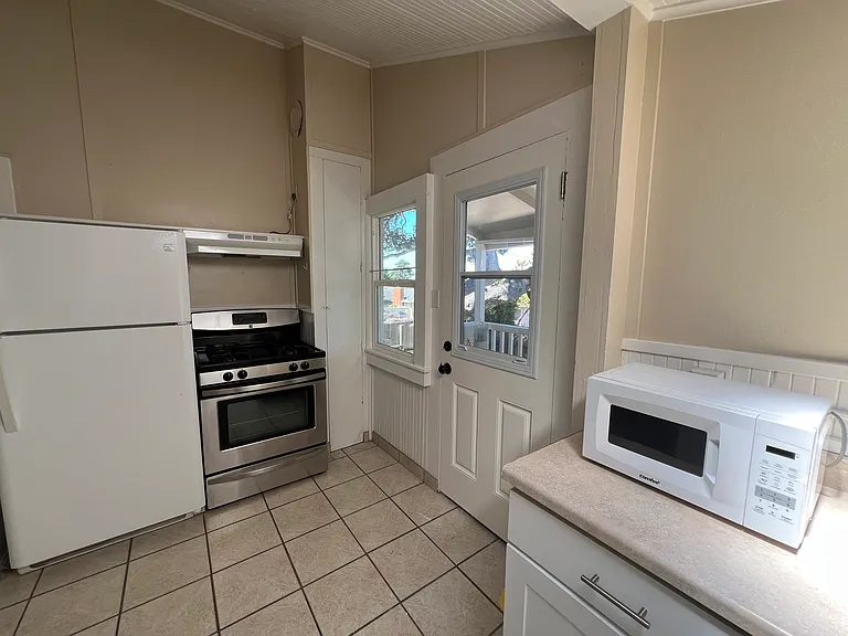 599 David Ave #A — Photo 17