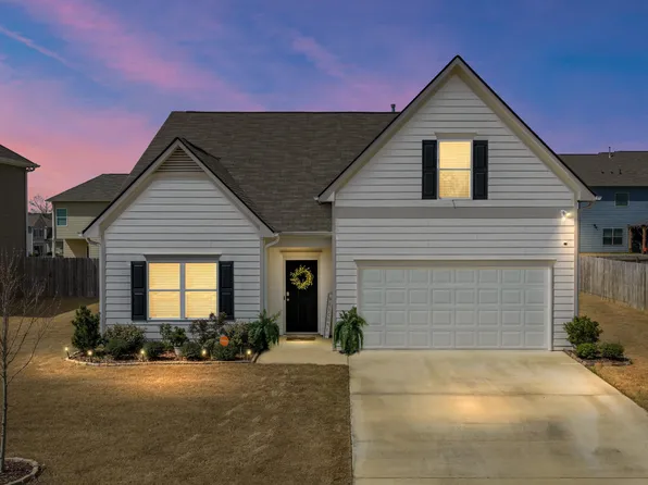 205 Springdale Ln, Columbiana, AL 35051