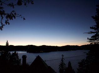 28729 Palisades Dr, Lake Arrowhead, CA 92352