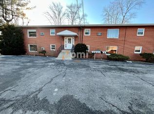 660 N Hobart Rd APT 1, Hobart, IN 46342