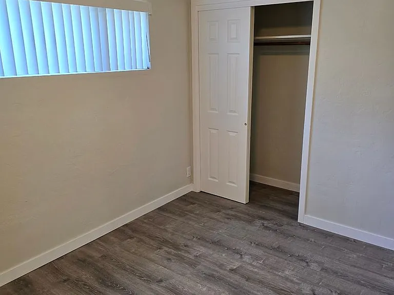 638 Van Buren St #16 — Photo 10
