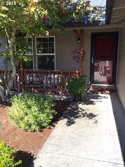 1st image of 6571 SE Lois St