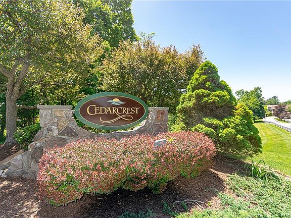 2nd image of 108 Country Club Dr