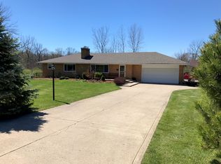 1351 Catalina Dr, Miamisburg, OH 45342