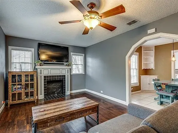 118 S Stewart Ave, Lancaster, TX 75146