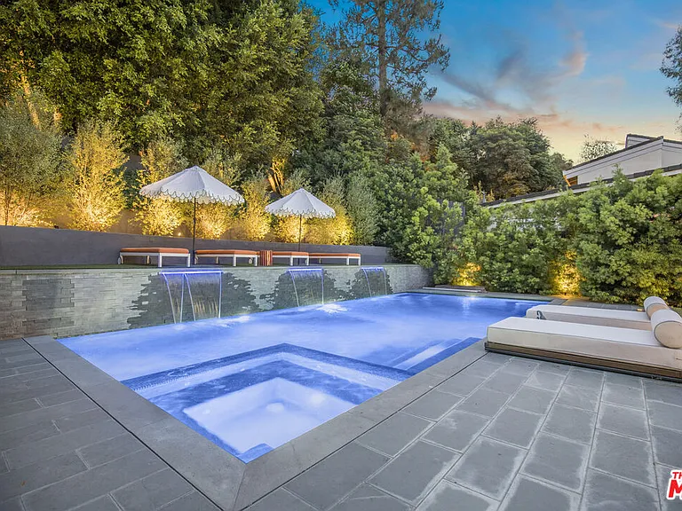 1833 Franklin Canyon Dr — Photo 30