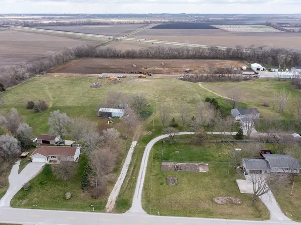9517 NE 94th St, Bondurant, IA 50035