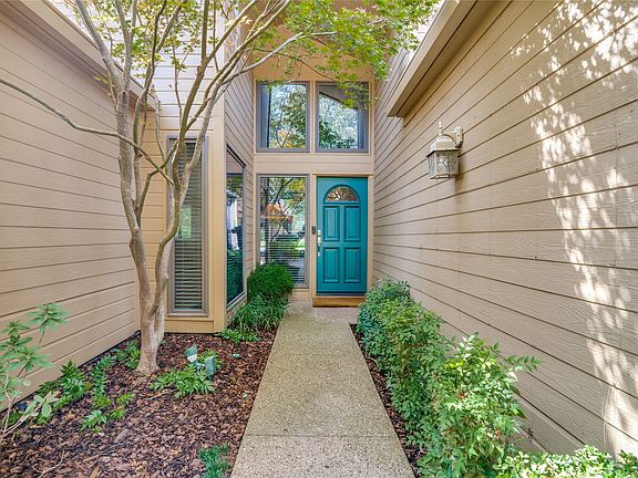 3rd image of 17411 Oakington Ct